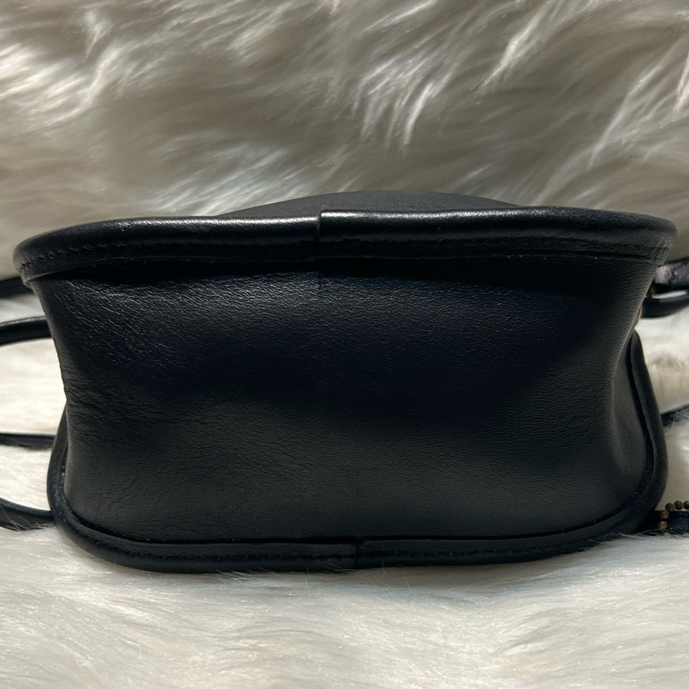 Coach Vintage Small Elegant Navy Blue Women's Crossbody Bag 9935 - Picture 4 of 11